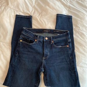 Size 26 Banana Republic skinny jeans high rise